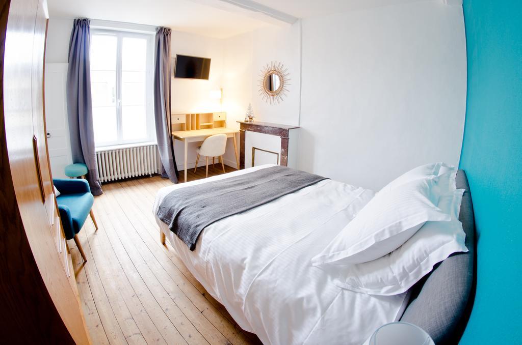 La Tour Louise Bed & Breakfast Bayeux Room photo