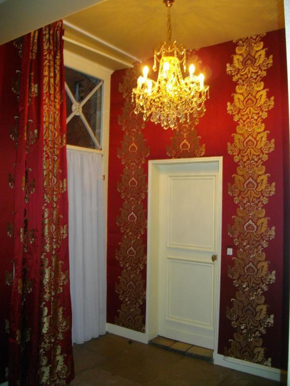 La Tour Louise Bed & Breakfast Bayeux Exterior photo